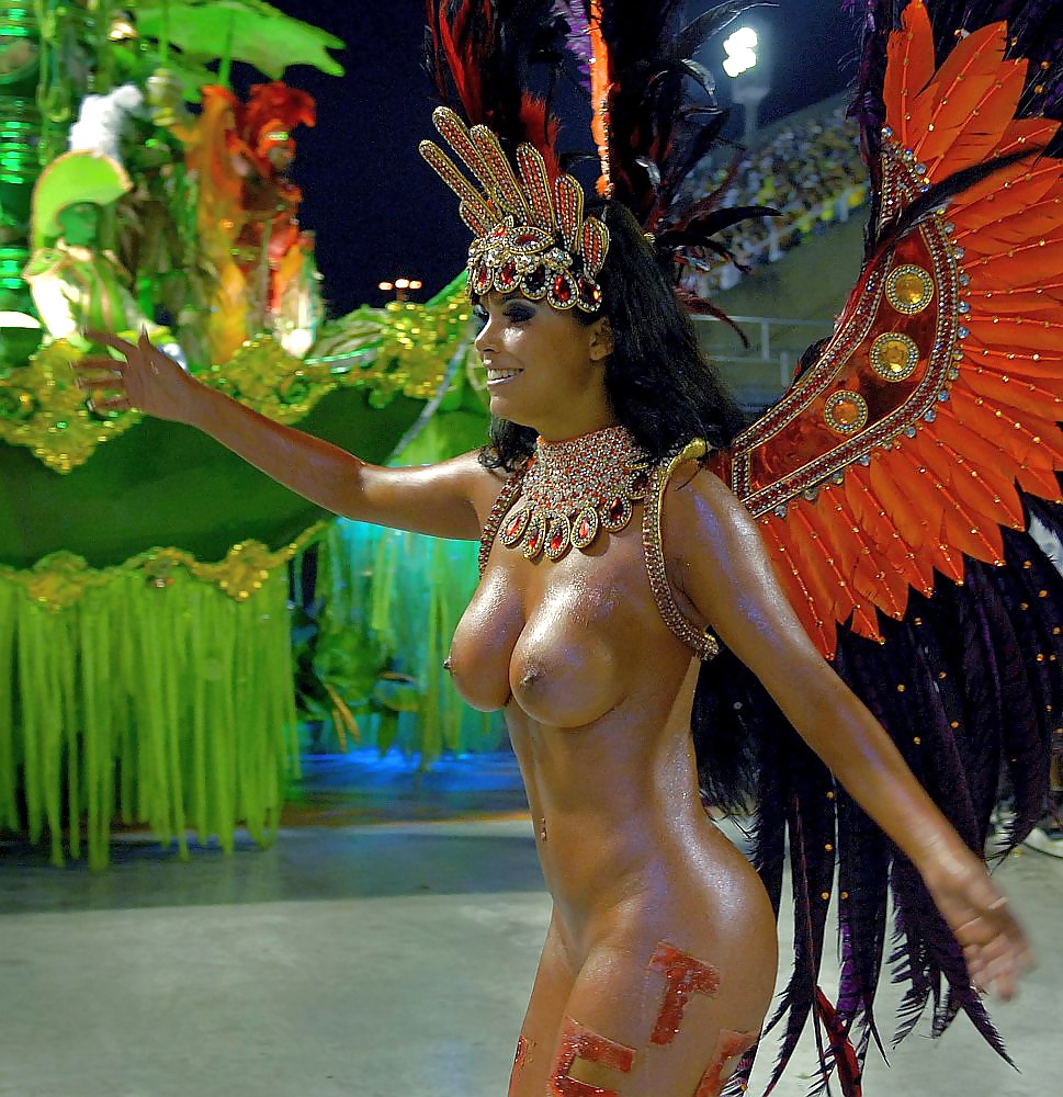 Rio Carnival Topless 01 23