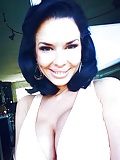 Veronica Avluv selfshots 2